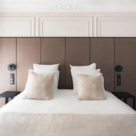 Luxury Marais Boulevard Saint Denis - Merveil
