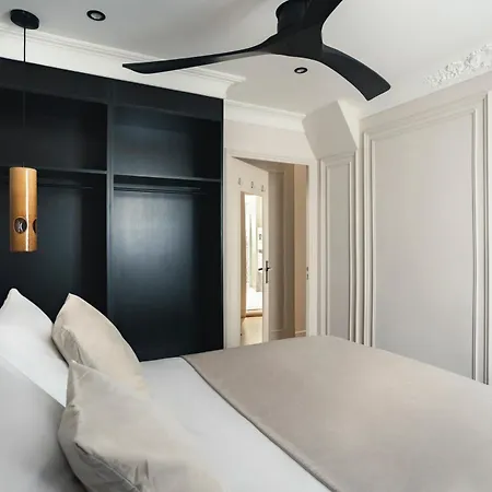 Luxury Marais Boulevard Saint Denis - Merveil *